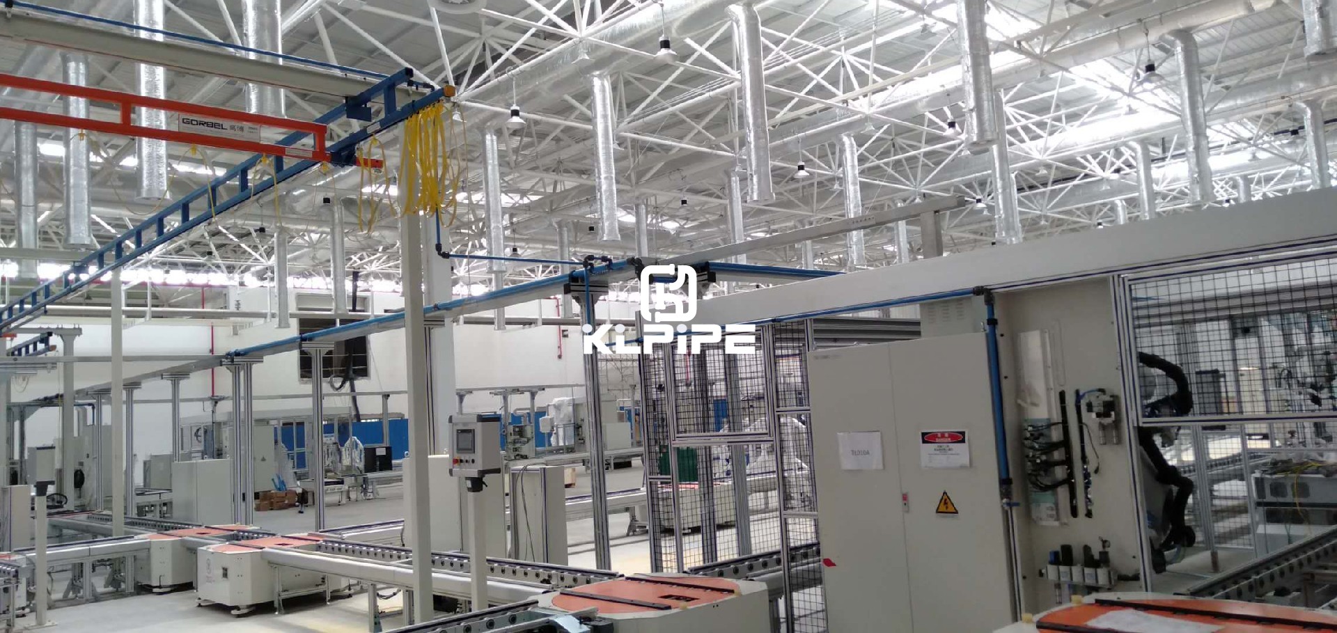 1692231923154064.jpg 车间压缩空气管道安装